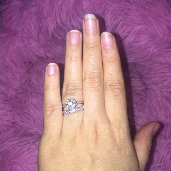 14K Gold Filled CZ Ring Set - Picture 3 of 7